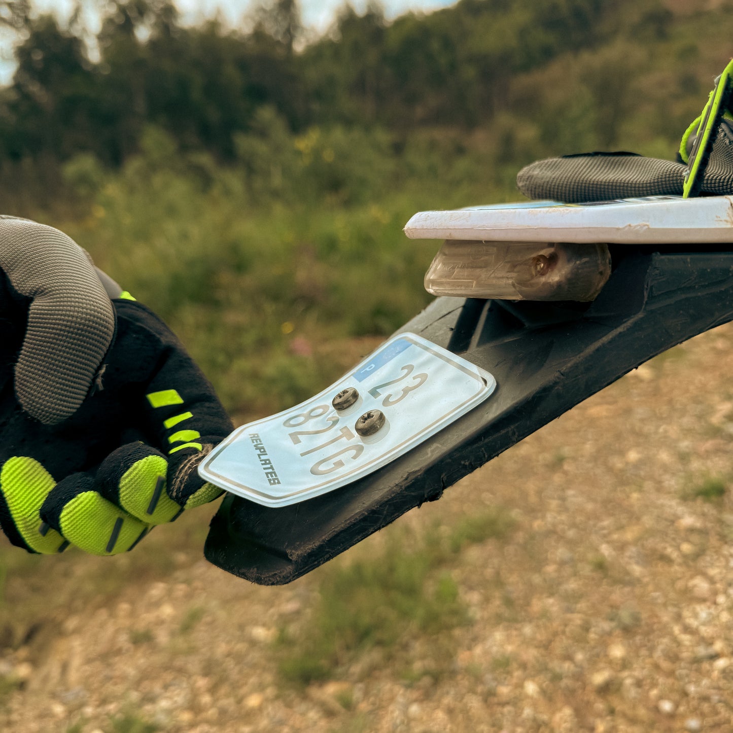 Placa personalizada para enduro y off-road